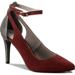 Szpilki EDEO - 3212-854/H71 Bordo/Wąż. Czerwone szpilki damskie Edeo, bez wzorów, ze skóry, bez obcasa, na obcasie, bez zapięcia. W wyprzedaży za 189.00 zł.