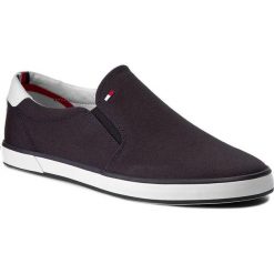Tenisówki TOMMY HILFIGER - Harlow 2D FM0FM00597 Midnight 403. Niebieskie trampki męskie Tommy Hilfiger, bez wzorów, z gumy, eleganckie, bez zapięcia. W wyprzedaży za 159.00 zł.