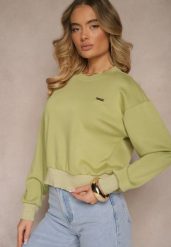 Zielona Bluza Ozdobiona Metaliczną Nicią Ilatraen. Zielone bluzy damskie Renee, m, z aplikacjami, z jeansu, casualowe, bez ramiączek, bez kaptura. Za 59.99 zł.