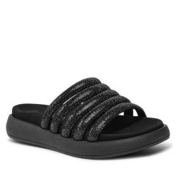 Klapki Gabor. Czarne klapki damskie Gabor, bez wzorów, bez obcasa, bez zapięcia. Za 629.99 zł.
