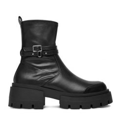 Botki DeeZee. Czarne botki damskie DeeZee, bez wzorów, bez obcasa, na płaskiej podeszwie, bez zapięcia. Za 219.99 zł.