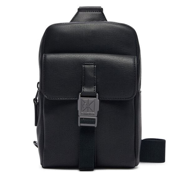 Saszetka Calvin Klein. Czarne saszetki i nerki męskie Calvin Klein, małe. Za 384.99 zł.