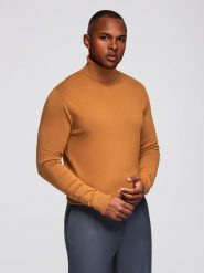 Dzianinowy męski jednokolorowy golf z wiskozą – camel V8 - Rozmiar: XL. Brązowe swetry męskie Ombre Clothing, m, z aplikacjami, z dzianiny, casualowe, bez kołnierzyka, bez ramiączek. W wyprzedaży za 79.99 zł.