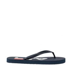 Klapki damskie Fila Troy. Białe klapki damskie Fila, bez wzorów, bez obcasa, bez zapięcia. Za 31.90 zł.