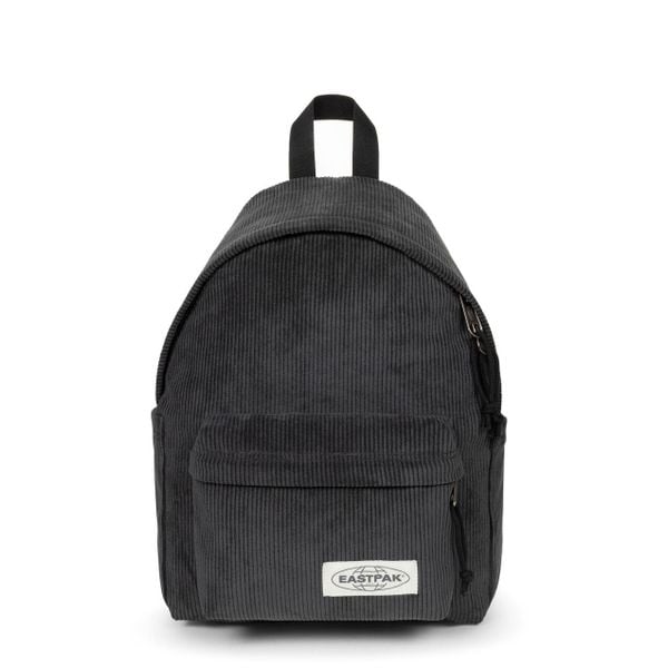 Plecak Eastpak Day Pak'r S. Czarne plecaki damskie Eastpak, bez wzorów, wakacyjne. Za 284.00 zł.