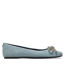 Baleriny Steve Madden. Niebieskie balerinki damskie Steve Madden, bez wzorów, bez obcasa, bez zapięcia. Za 269.99 zł.