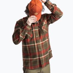 Koszula męska Pinewood Cornwall. Zielone koszule męskie Pinewood, m, bez wzorów, casualowe, bez kołnierzyka, bez ramiączek. Za 349.99 zł.