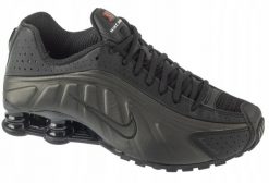 Nike Shox R4 HQ1988-001 Czarne 40. Czarne buty sportowe męskie Nike, bez wzorów, bez zapięcia. Za 533.84 zł.