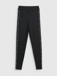 4F Legginsy dzianinowe damskie - czarne XS. Czarne legginsy damskie 4F, bez wzorów, z dzianiny. Za 99.99 zł.
