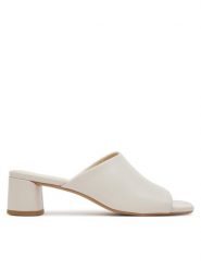 Vagabond Shoemakers Klapki Piper 5921-201-02 Beżowy. Brązowe klapki damskie Vagabond Shoemakers, bez wzorów, ze skóry, bez obcasa, bez zapięcia. Za 389.99 zł.