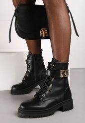 Czarne Botki Workery z Metaliczną Ozdobą Zinfrella. Czarne botki damskie Born2be, z aplikacjami, z jeansu, eleganckie, bez obcasa, na obcasie, bez zapięcia. Za 159.99 zł.