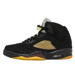 Buty do chodzenia dla dorosłych Air Jordan 5 Retro A Ma Maniére Dusk. Czarne obuwie sportowe damskie Jordan, bez wzorów, bez zapięcia, trekkingowe. W wyprzedaży za 1,631.80 zł.