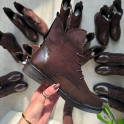 Brązowe płaskie botki damskie Potocki 12080. Brązowe botki damskie POTOCKI, na jesień, bez wzorów, ze skóry, eleganckie, bez obcasa, na obcasie, bez zapięcia. Za 229.00 zł.