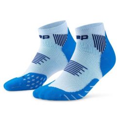 Męskie skarpety kompresyjne do biegania sportowe za kostkę Core Run CEP. Niebieskie skarpety męskie CEP, bez wzorów, z elastanu. Za 74.00 zł.