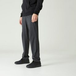 Spodnie dresowe męskie Domyos Gym & Pilates 100. Szare spodnie materiałowe męskie DOMYOS, m, bez wzorów, z bawełny, na fitness i siłownię. Za 49.99 zł.