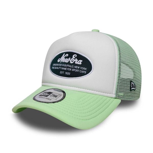 Czapka Trucker New Era Oval Foam Patch. Białe czapki damskie New Era, bez wzorów. Za 152.50 zł.