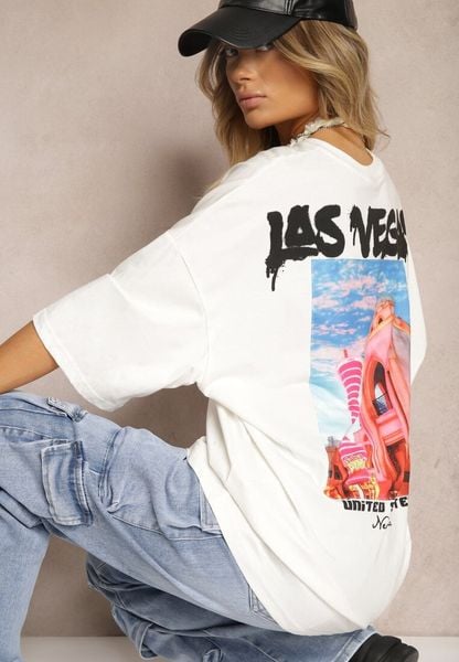 Biało-Kremowa Koszulka T-shirt o Kroju Oversize z Kolorowym Nadrukiem na Plecach Tarimea. Białe bluzki damskie Renee, l, bez wzorów, z jeansu, eleganckie, bez kołnierzyka, bez ramiączek. Za 59.99 zł.