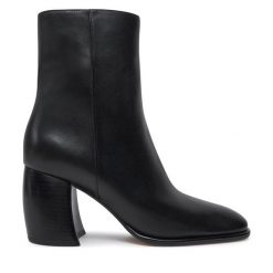 Botki MICHAEL Michael Kors. Czarne botki damskie MICHAEL Michael Kors, bez wzorów, bez obcasa, na słupku, bez zapięcia. Za 1,059.00 zł.