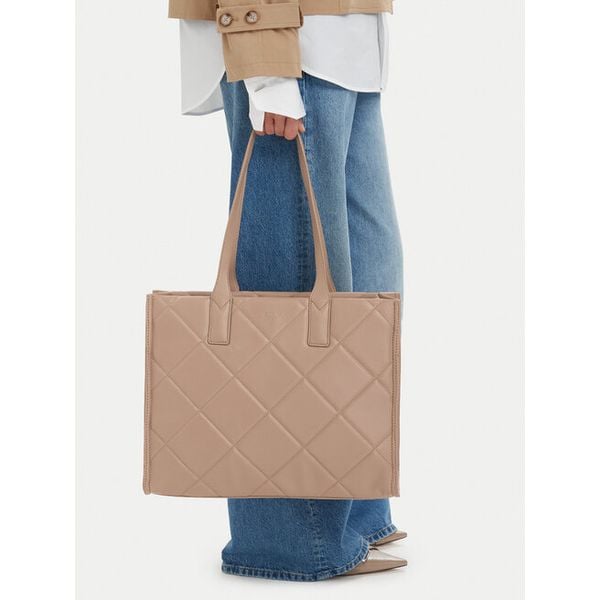 Torebka JENNY. Brązowe shopperki damskie Jenny, bez wzorów, bez dodatków. Za 159.99 zł.