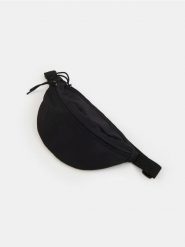 Nerka - czarny. Czarne saszetki i nerki męskie Sinsay, bez wzorów. W wyprzedaży za 12.99 zł.
