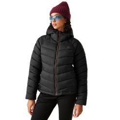 Kurtka Damska Torrek Baffled Padded Jacket. Czarne kurtki sportowe damskie Dare 2B, m, bez wzorów, z materiału, bez ramiączek, z kapturem, trekkingowe. Za 596.99 zł.