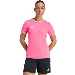 Koszulka damska adidas Entrada 26 Jersey. Czerwone bluzki damskie Adidas, bez wzorów, z jersey, sportowe, bez kołnierzyka, bez ramiączek. Za 60.99 zł.