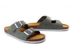 DR. BRINKMANN 700561-08 , klapki damskie. Zielone klapki damskie Dr. Brinkmann, na lato, bez wzorów, ze skóry, bez obcasa, bez zapięcia. Za 264.90 zł.
