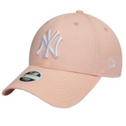 Czapka z daszkiem New Era MLB New York Yankees. Czerwone czapki damskie New Era, bez wzorów, z bawełny, sportowe. Za 99.99 zł.
