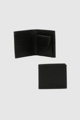 VALENTINO Mały czarny portfel męski hummus wallet. Czarne portfele męskie Valentino by Mario Valentino, bez wzorów. W wyprzedaży za 241.99 zł.