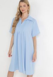 Niebieska Rozkloszowana Sukienka z Zakładkami i Kołnierzykiem Alisano. Niebieskie sukienki damskie Born2be, na lato, z aplikacjami, bez kołnierzyka, bez ramiączek, midi, rozkloszowane. Za 84.99 zł.