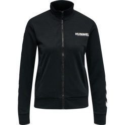 Damska bluza dresowa zapinana na zamek Hummel Legacy. Czarne bluzy damskie Hummel, s, bez wzorów, z dresówki, sportowe, bez ramiączek, bez kaptura. W wyprzedaży za 156.50 zł.