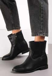 Czarne Botki Sztyblety Mura. Czarne botki damskie Renee, bez wzorów, ze skóry ekologicznej, eleganckie, za kostkę, bez obcasa, na koturnie, bez zapięcia. Za 34.99 zł.
