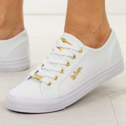 Białe trampki damskie Lee Cooper 4074. Białe trampki i tenisówki damskie Lee Cooper, bez wzorów, z jeansu, bez zapięcia. Za 149.00 zł.