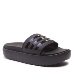Klapki adidas. Czarne klapki damskie Adidas, bez wzorów, sportowe, bez obcasa, bez zapięcia. Za 199.99 zł.