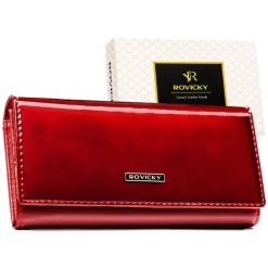 Duży, poziomy, czerwony portfel damski ze skóry naturalnej i ekologicznej zamykany zatrzaskiem - Rovicky. Czerwone portfele damskie ROVICKY, ze skóry. Za 74.99 zł.