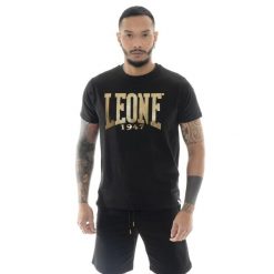 Koszulka z bawełna na co dzień na siłownię. Czarne spodnie materiałowe męskie LEONE 1947 APPAREL, bez wzorów, z bawełny. W wyprzedaży za 67.30 zł.
