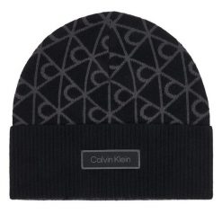 Czapka Calvin Klein. Czarne czapki męskie Calvin Klein, na zimę, bez wzorów. Za 209.99 zł.