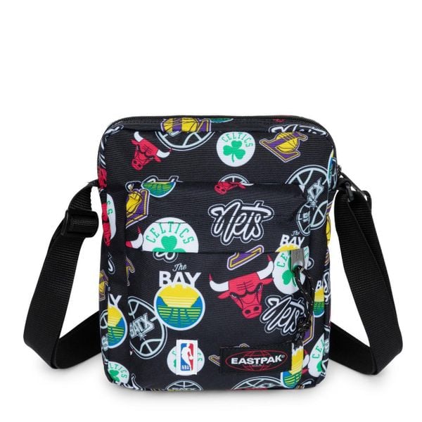 Torba Eastpak Arcade. Czarne torby na ramię męskie Eastpak, z materiału, na ramię. Za 181.00 zł.