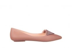 Baleriny Melissa Pointy IV AD Pink 010349, Róż, Guma - 37. Czerwone balerinki damskie Melissa, na lato, z aplikacjami, z gumy, bez obcasa, bez zapięcia. W wyprzedaży za 179.10 zł.