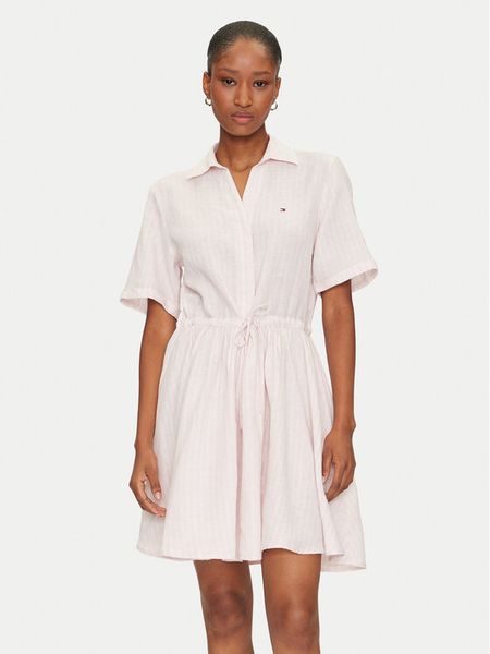 Tommy Hilfiger Sukienka koszulowa Ess WW0WW44672 Różowy Regular Fit. Czerwone sukienki damskie Tommy Hilfiger, bez wzorów, ze lnu, bez kołnierzyka, bez ramiączek, koszulowe. Za 519.99 zł.