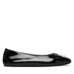 Baleriny Tory Burch. Czarne balerinki damskie Tory Burch, bez wzorów, bez obcasa, bez zapięcia. Za 1,889.00 zł.