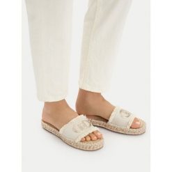 Klapki Liu Jo. Brązowe klapki damskie Liu Jo, bez wzorów, bez obcasa, bez zapięcia. Za 211.99 zł.