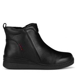 Botki Go Soft. Czarne botki damskie GO SOFT, bez wzorów, bez obcasa, na koturnie, bez zapięcia. Za 249.99 zł.