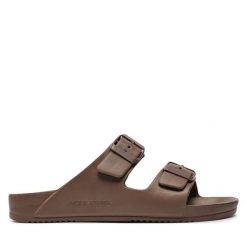 Klapki Jack & Jones. Brązowe klapki męskie Jack & Jones, bez wzorów, bez zapięcia. Za 69.99 zł.