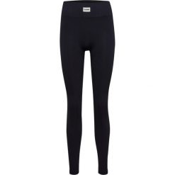 Damskie legginsy Hummel Pulse. Czarne legginsy damskie Hummel, bez wzorów, z materiału. Za 196.00 zł.