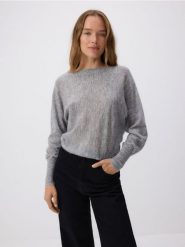 Sweter z wełną i domieszką alpaki - szary. Szare swetry nierozpinane damskie Reserved, l, bez wzorów, z dzianiny, bez kołnierzyka, bez ramiączek. W wyprzedaży za 59.99 zł.