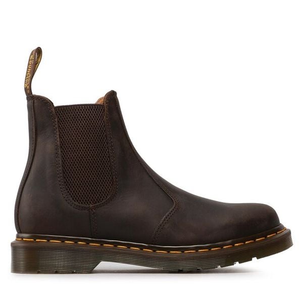 Sztyblety Dr. Martens. Brązowe botki męskie Dr. Martens, bez wzorów, bez obcasa, bez zapięcia. Za 949.99 zł.