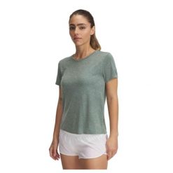 Koszulka Damska Sportowa Under Armour Launch Camo Shortsleeve. Zielone koszulki sportowe damskie Under Armour, bez wzorów, bez ramiączek, na fitness i siłownię. W wyprzedaży za 61.16 zł.