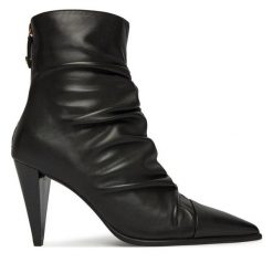 Botki PINKO. Czarne botki damskie Pinko, bez wzorów, bez obcasa, na słupku, bez zapięcia. Za 1,399.00 zł.