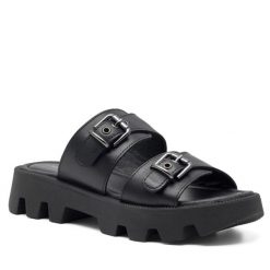 Klapki Lasocki. Czarne klapki damskie Lasocki, bez wzorów, bez obcasa, bez zapięcia. Za 159.99 zł.